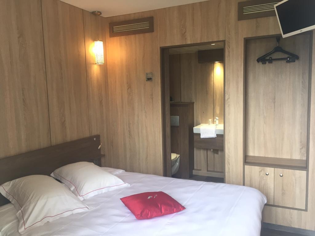 The Originals Access Aeroport, Hotel Орияк Екстериор снимка