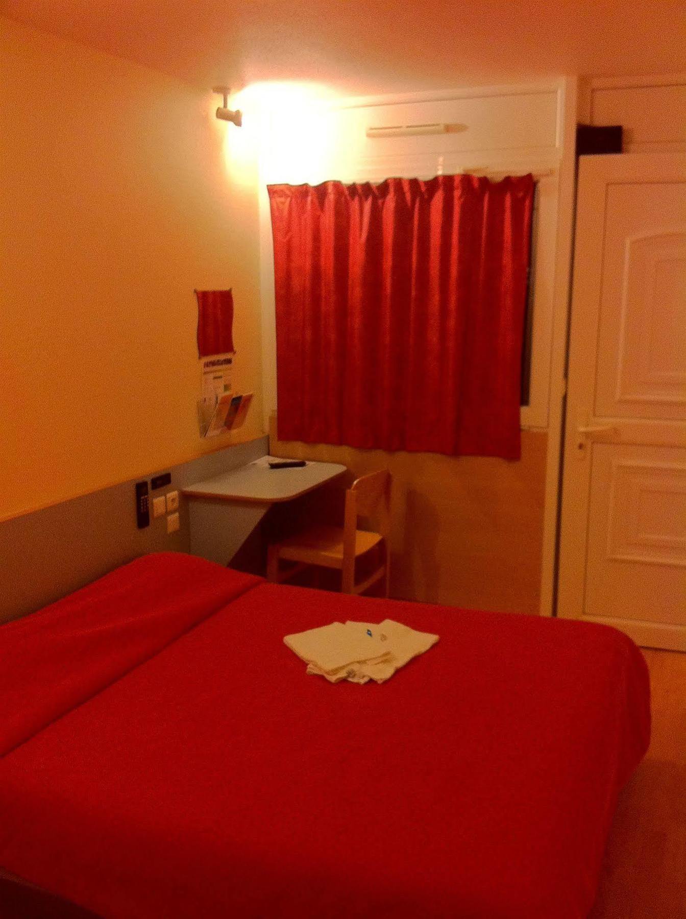 The Originals Access Aeroport, Hotel Орияк Екстериор снимка