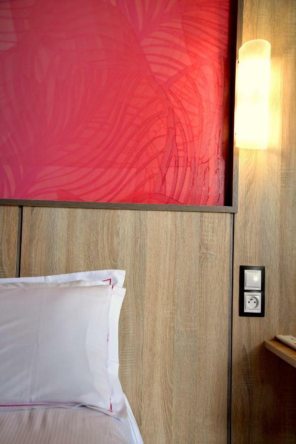 The Originals Access Aeroport, Hotel Орияк Екстериор снимка